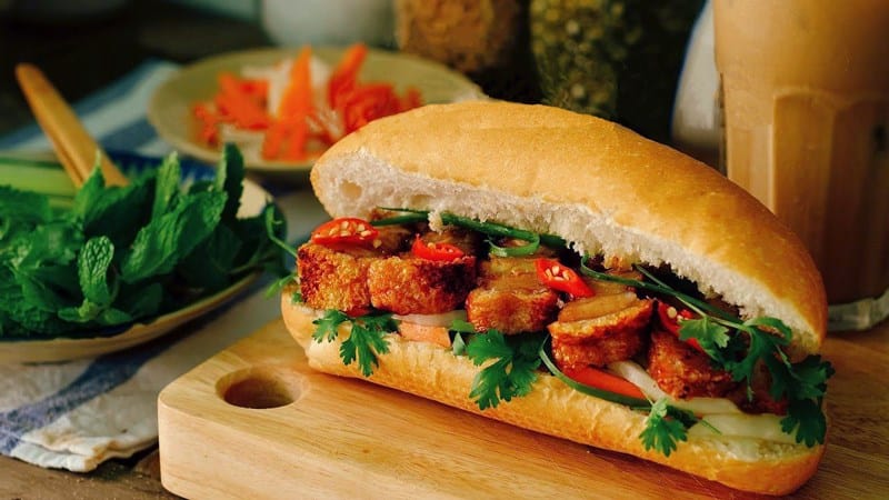 1 ổ Bánh mì bao nhiêu calo