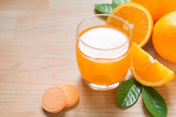 Nên uống vitamin C lúc nào trong ngày