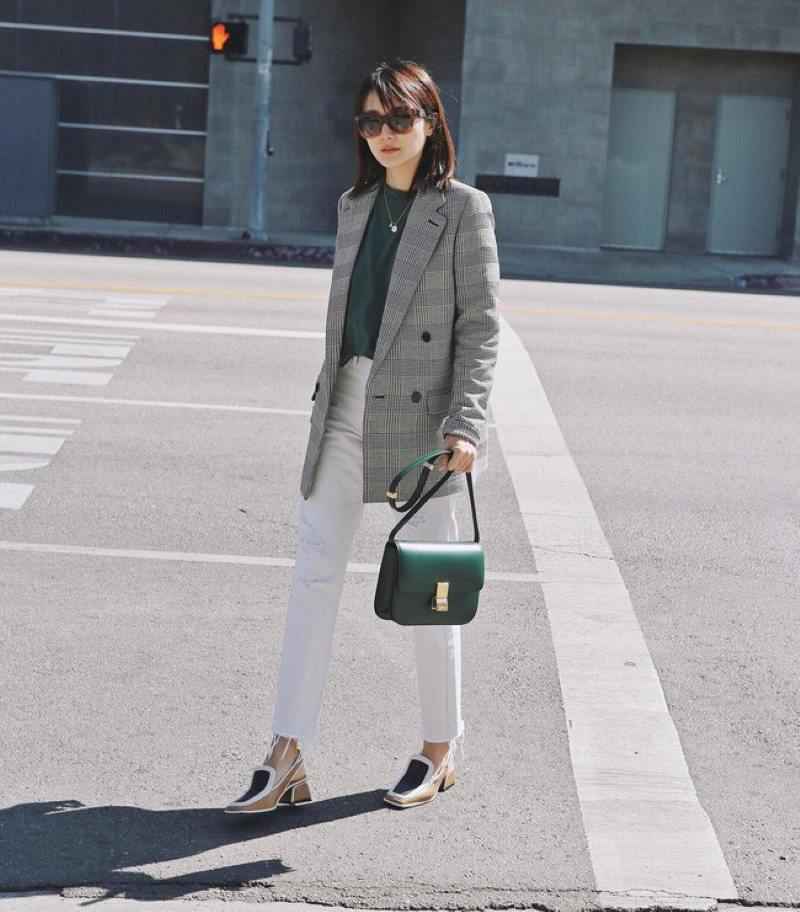 quần kaki ôm phối áo blazer nữ