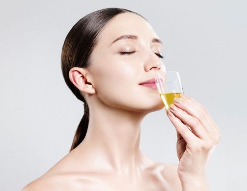 Lợi ích tuyệt vời từ việc uống collagen nước mang lại cho làn da