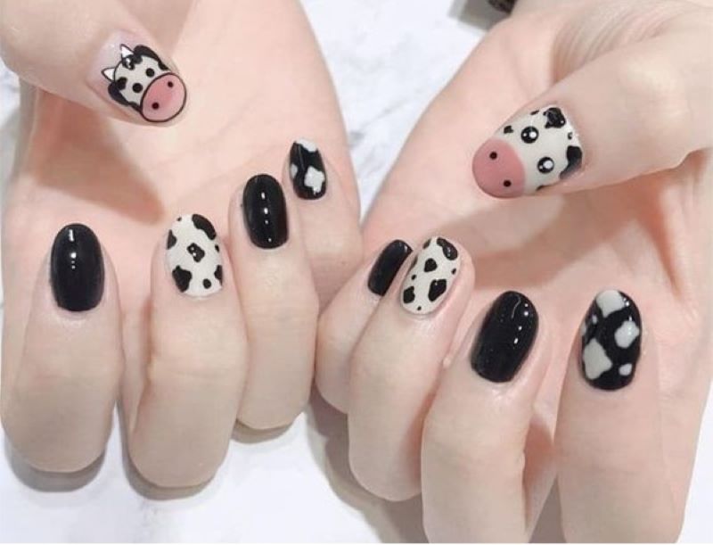 Mẫu nail bò sữa xu hướng không lỗi thời 