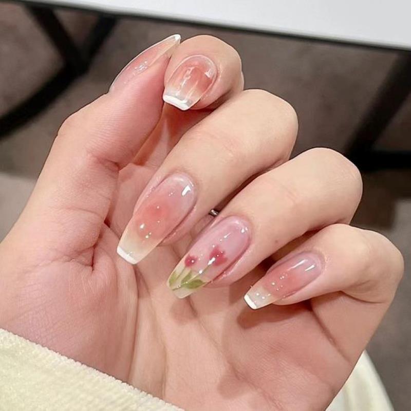 Mẫu nail hoa ẩn cho móng dài 