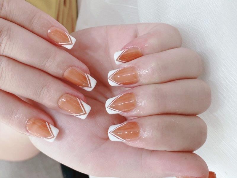 mẫu nail sang chảnh sơn đầu móng