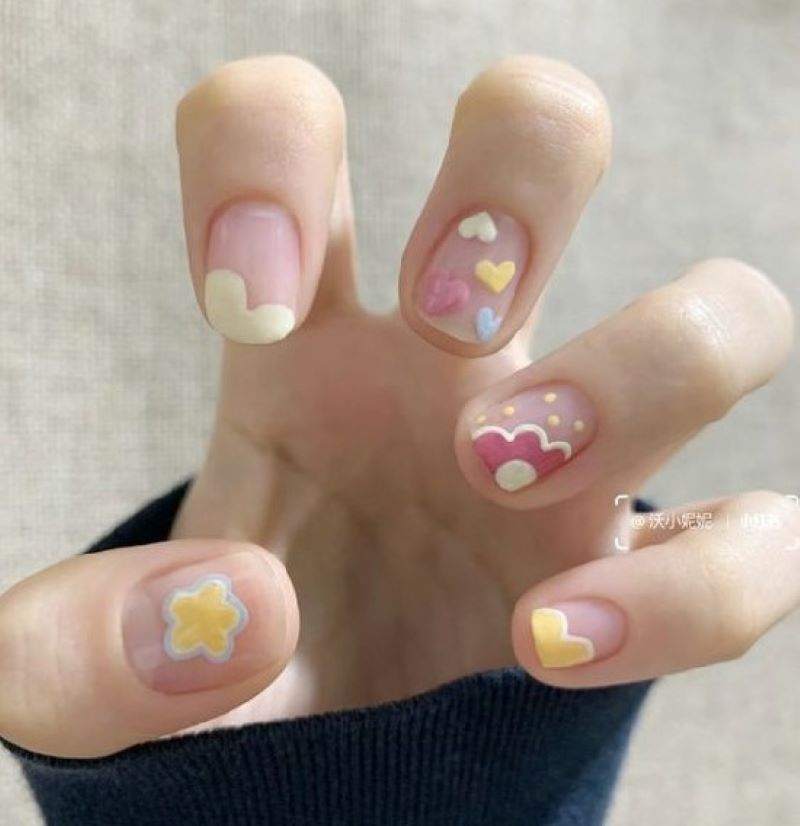 Nail hoạ tiết cute 