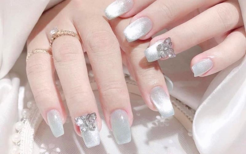 Nail đính nơ bướm quý tộc cho cô dâu