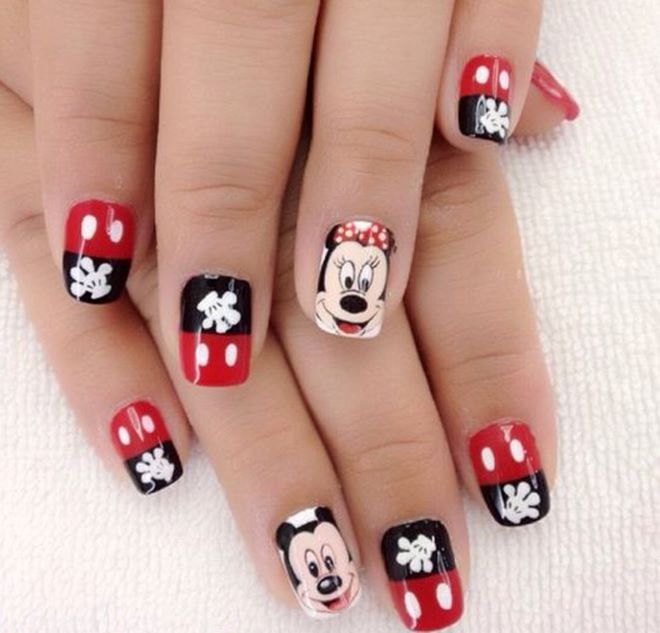 nail do micky va ban tay