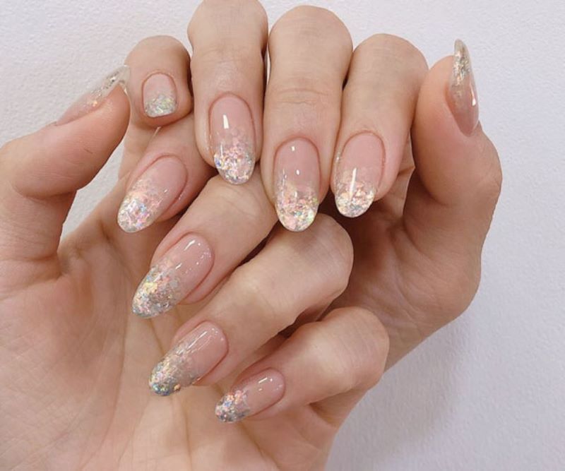 Mẫu nail kim tuyến đầu móng