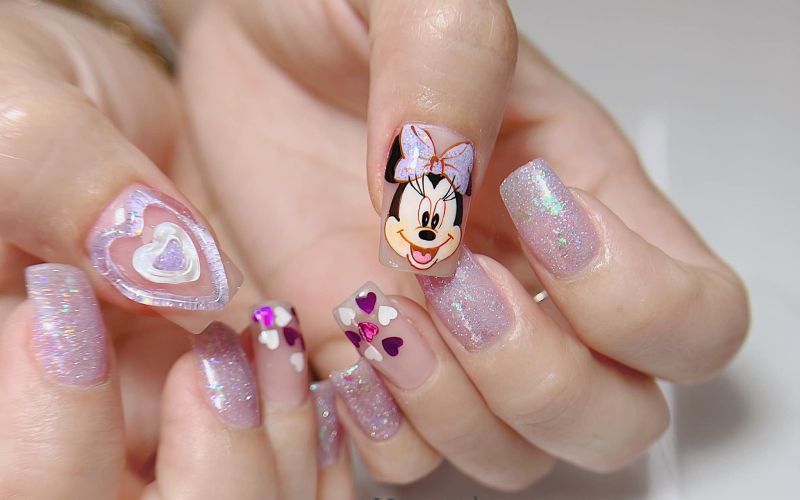 nail mickey tim pastel