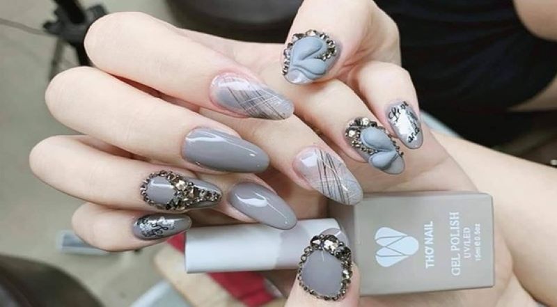 nail xám xi măng cá tính cho móng dài