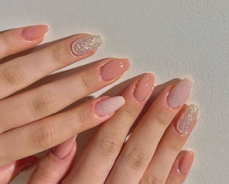 mẫu nail chụp ảnh cưới đẹp