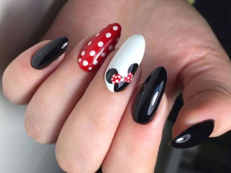 ve nail chuot mickey dep