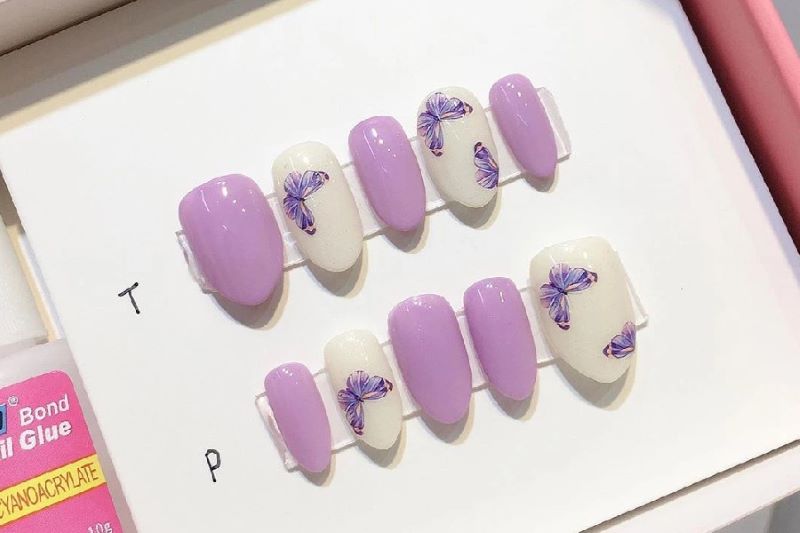 Vẽ nail bướm