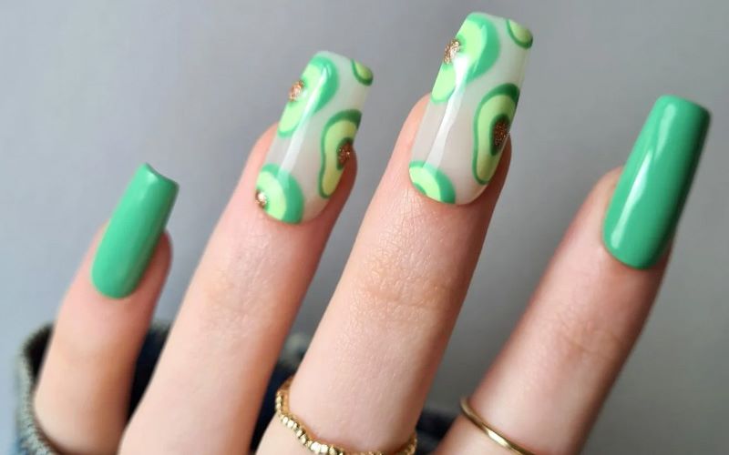 mẫu nail xanh bơ đẹp lạ cho nàng móng dài 