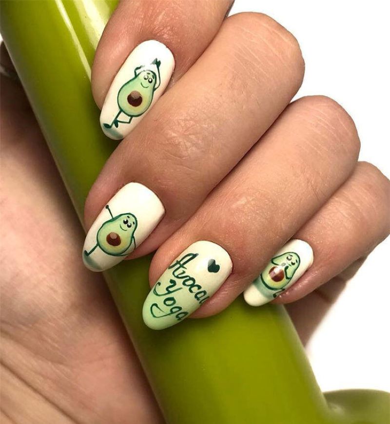 Nail hình bơ khác biệt