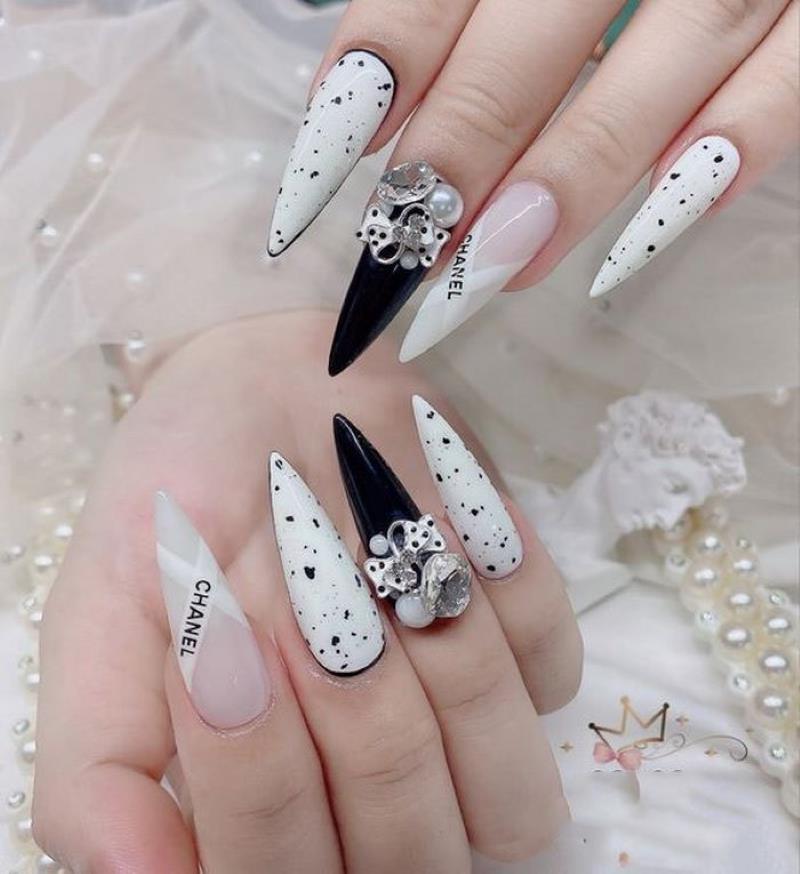 Nàng mê style tiểu thư không nên bỏ qua mẫu nail cực slay này 