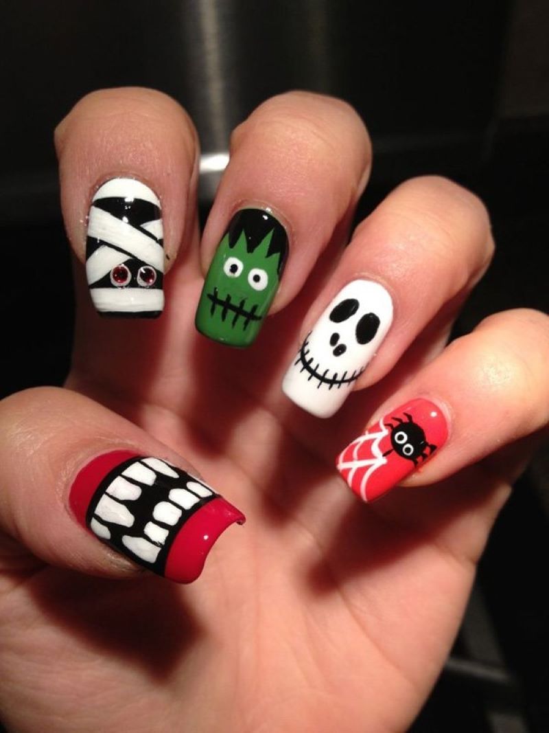 Mẫu nail Halloween