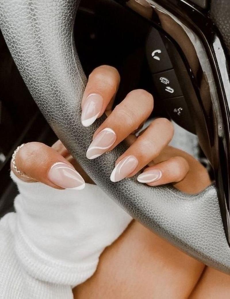 Mẫu nail màu nude