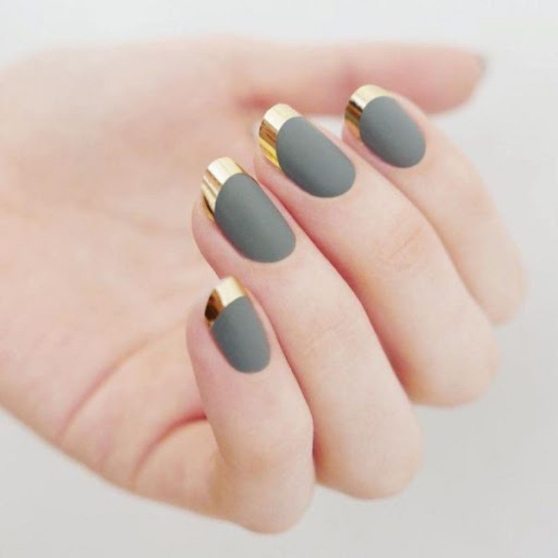 Mẫu nail màu xám