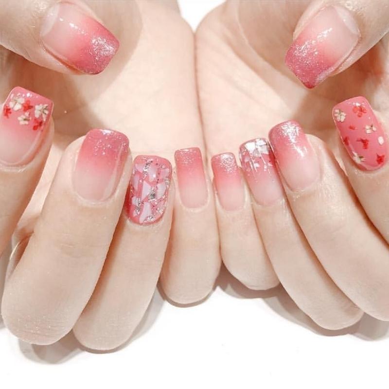 Nail hồng pastel