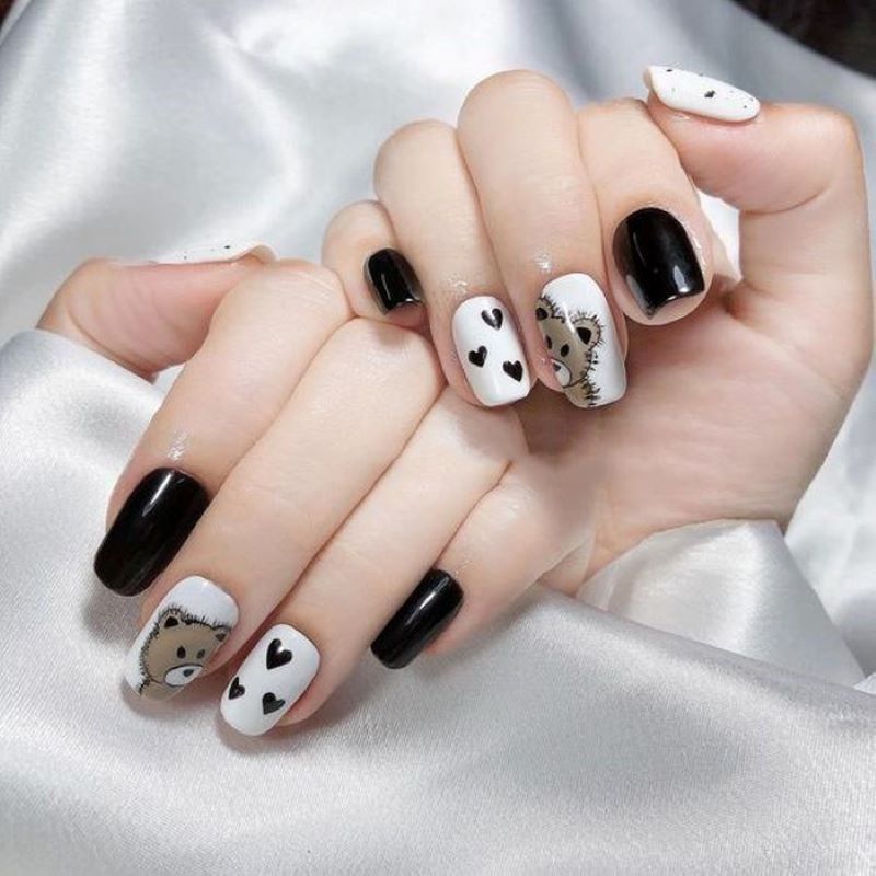 Mẫu nail đen trắng